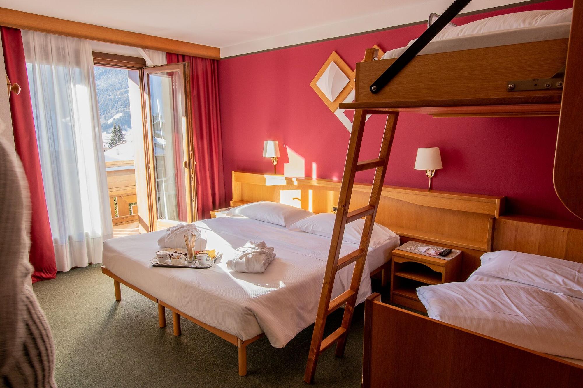 Hotel Santanton Бормио Экстерьер фото