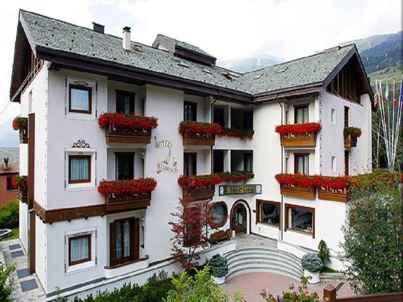Hotel Santanton Бормио Экстерьер фото