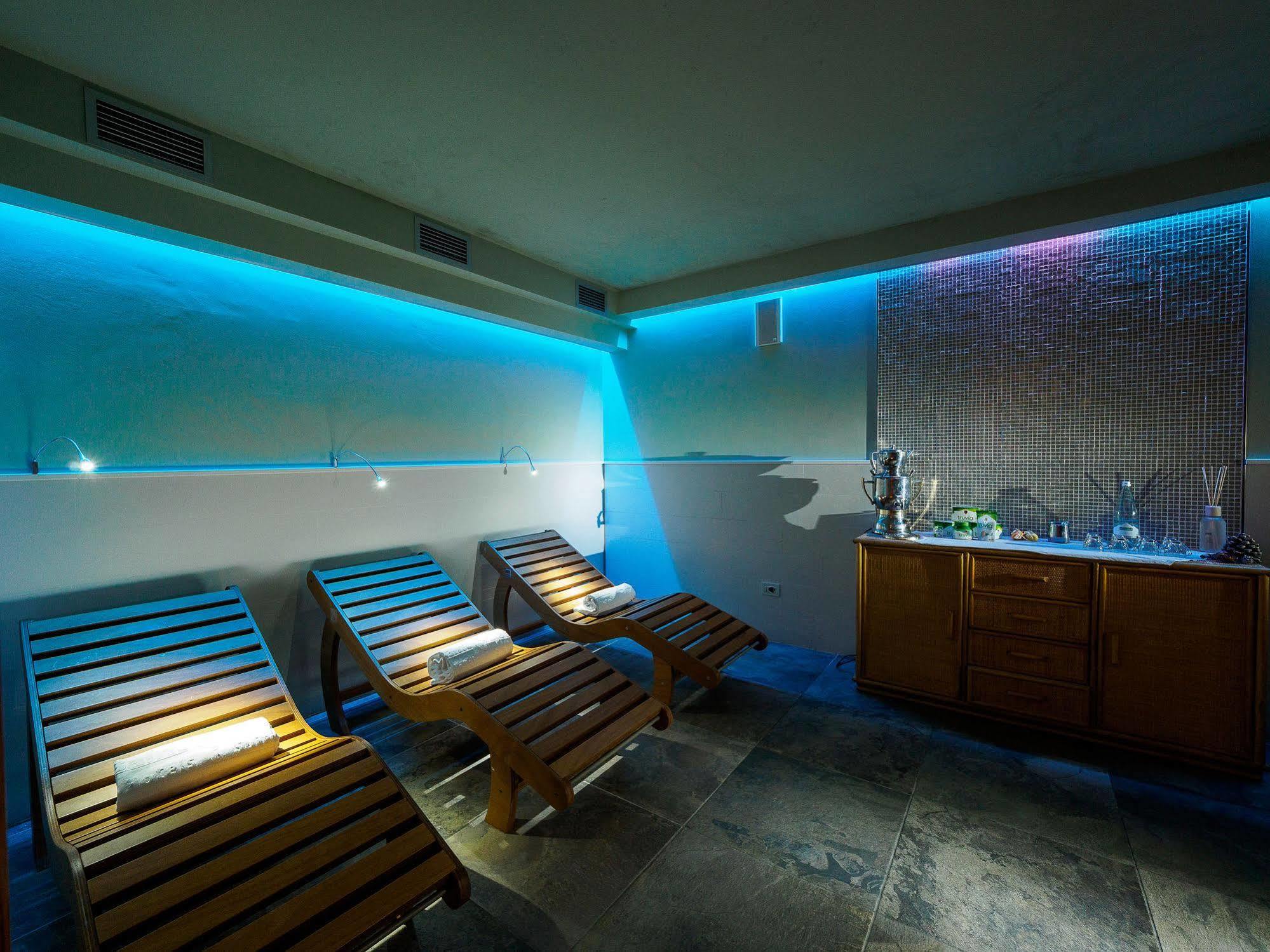 Hotel Santanton Бормио Экстерьер фото