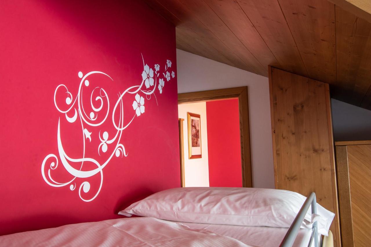 Hotel Santanton Бормио Экстерьер фото